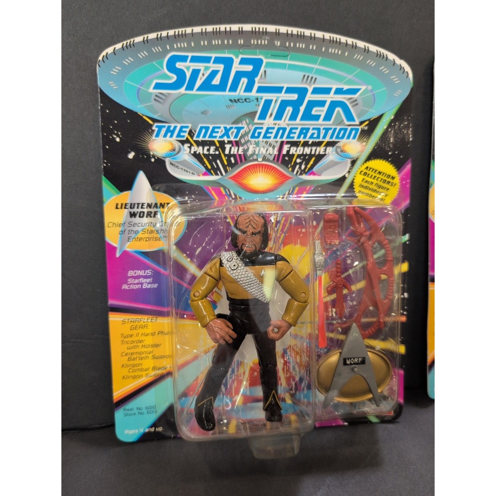 Star Trek The Next Generation LT Worf Action Figure 1992 & LT Comm. Data READ